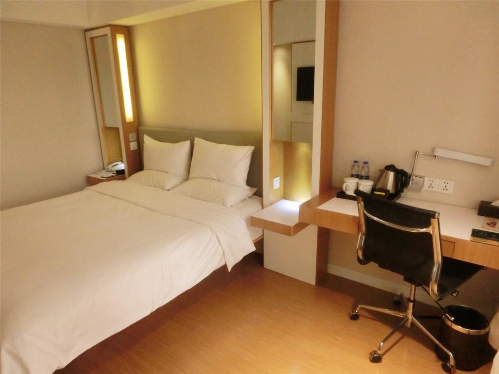 Ji Hotel Guangzhou Zhujiang New Town Zimmer foto
